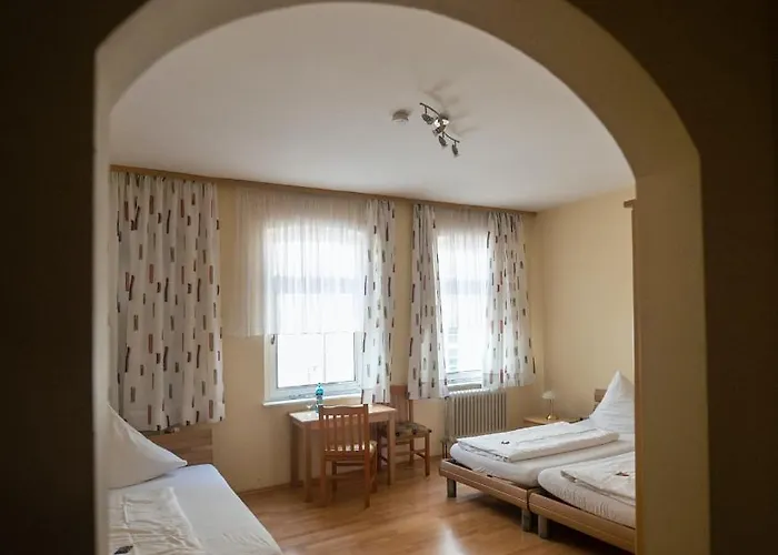 Gutenberg 20 מלון 3*